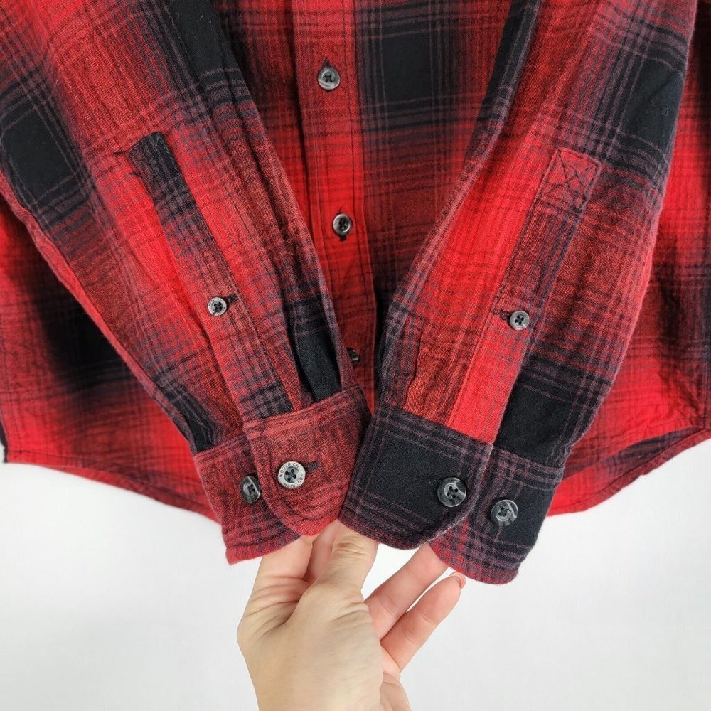 Woolrich Flannel Shirt Mens Medium Red Black Shadow Plaid Cotton Button Up - Picture 6 of 15